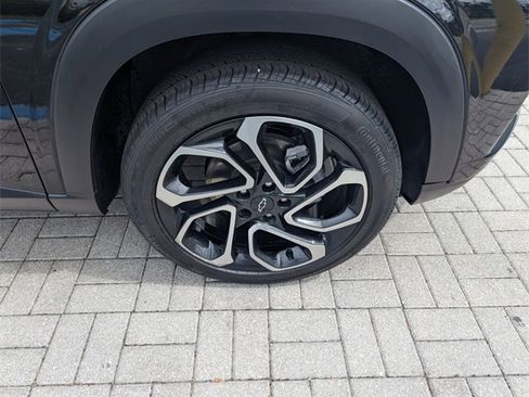 Used 2024 Chevrolet Trax RS w/ Driver Confidence Package image 18