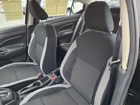 Used 2025 Nissan Versa S image 12