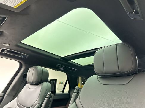 Certified 2025 Land Rover Range Rover Sport Autobiography AWD/4WD image 16
