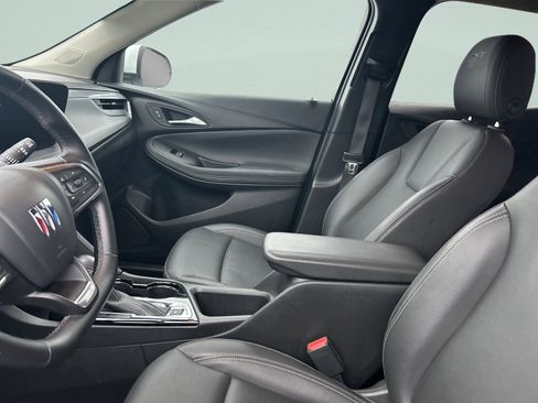 Used 2024 Buick Encore GX Sport Touring image 11