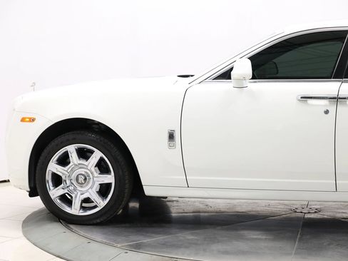 Used 2013 Rolls-Royce Ghost RWD image 7