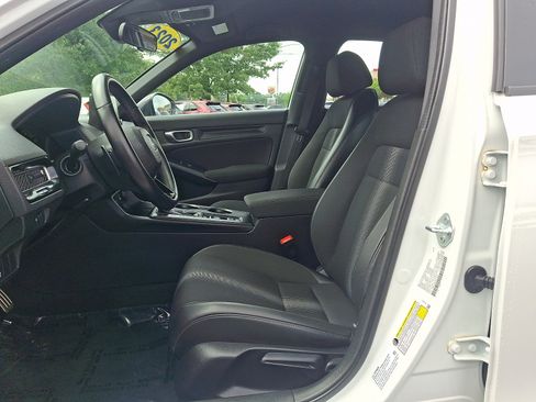 Used 2023 Honda Civic Sport image 14