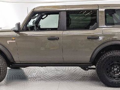 Certified 2026 Ford Bronco Badlands AWD/4WD image 5