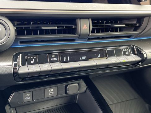 New 2026 Toyota Prius Plug-In Hybrid image 16