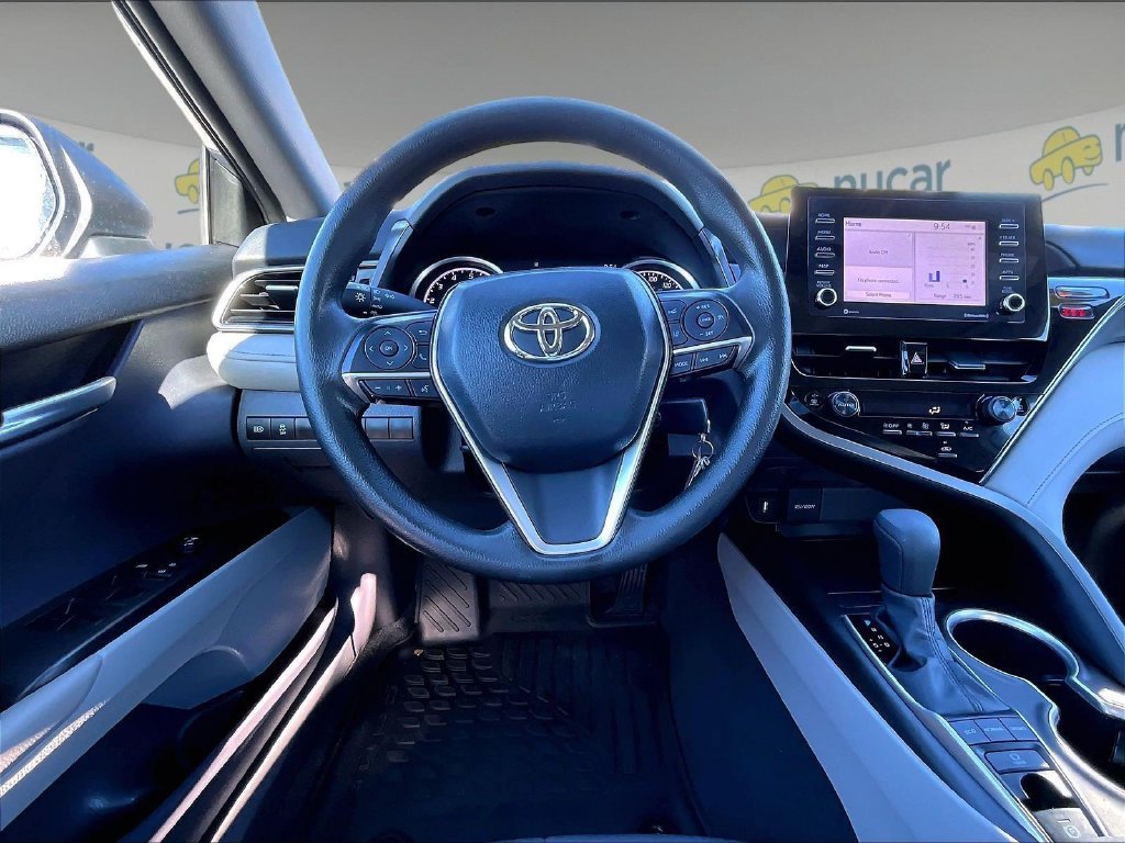 Used 2024 Toyota Camry LE AWD/4WD image 17