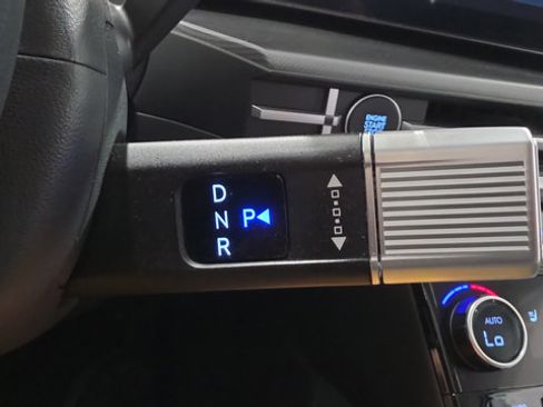 Certified 2024 Hyundai Santa Fe XRT AWD/4WD image 20