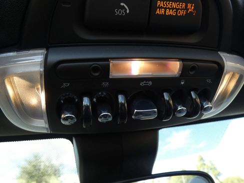 Used 2021 MINI Cooper S image 70