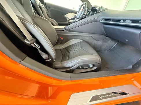 Used 2024 Chevrolet Corvette Stingray Preferred Conv w/ Z51 Performance Package RWD image 11