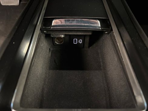 Used 2022 Lincoln Corsair AWD w/ Equipment Group 101A image 15