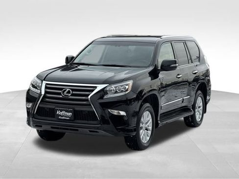 Used 2019 Lexus GX 460 image 3