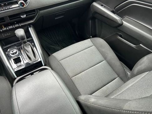 Used 2024 Chevrolet Colorado W/T w/ WT Convenience Package II image 15