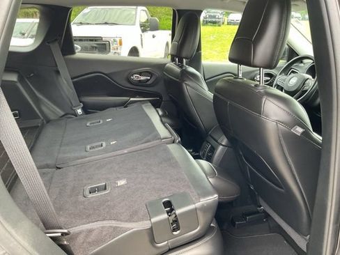 Used 2020 Jeep Cherokee Limited AWD/4WD image 58
