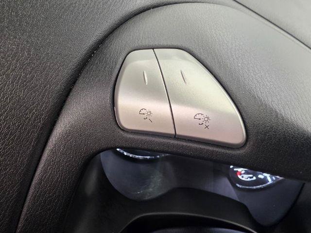 Used 2018 Nissan Pathfinder Platinum AWD/4WD image 15