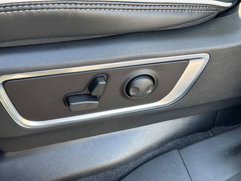 New 2026 RAM 1500 Laramie AWD/4WD image 26