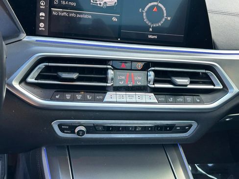 Used 2022 BMW X5 sDrive40i w/ M Sport Package RWD image 61