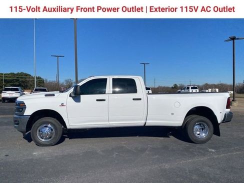 New 2026 RAM 3500 Tradesman w/ Chrome Appearance Group A AWD/4WD image 5