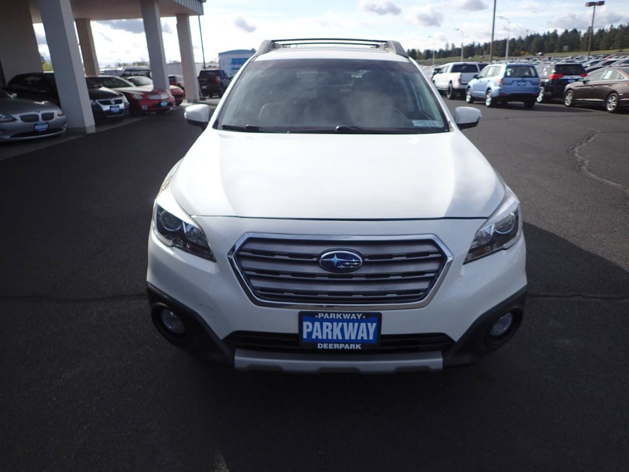 Used 2017 Subaru Outback 3.6R Limited w/ Popular Package #5 AWD/4WD image 8