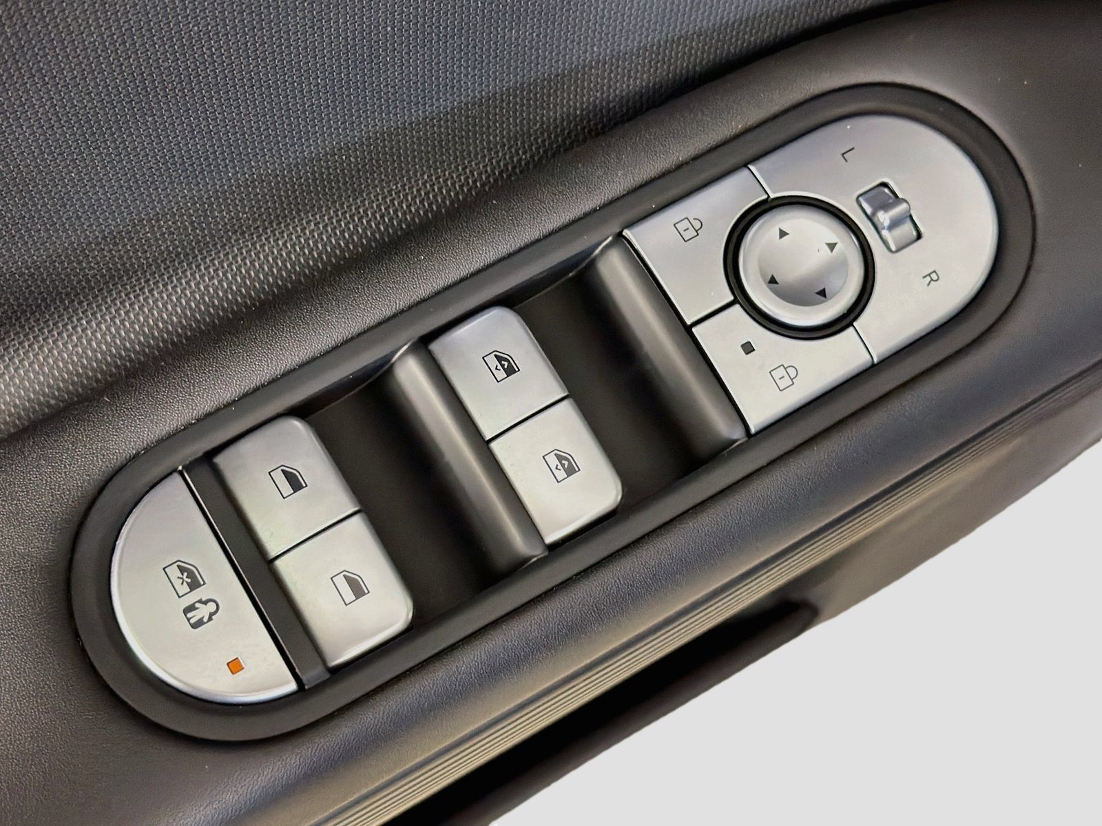 Used 2024 Hyundai Ioniq 5 SEL RWD image 18