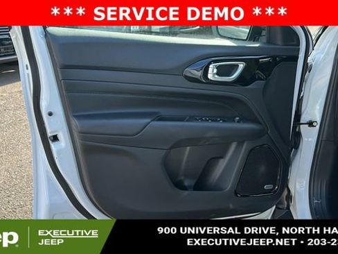 New 2025 Jeep Compass Limited w/ Sun & Sound Group image 9