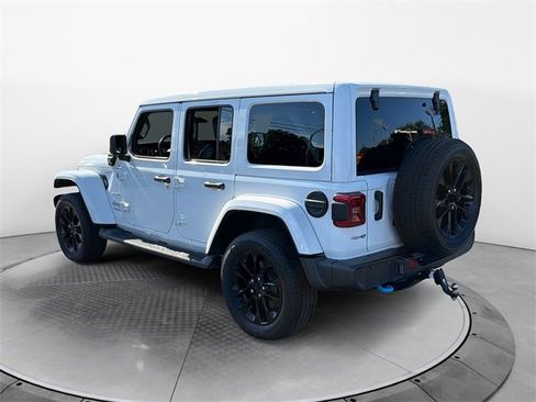 Used 2022 Jeep Wrangler Unlimited Sahara w/ Cold Weather Group image 5