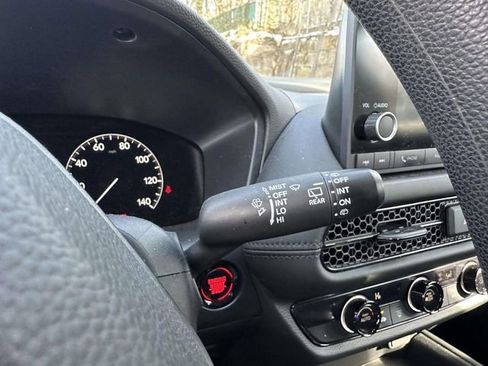 Used 2023 Honda HR-V LX image 26