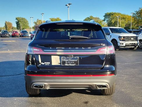 Certified 2022 Lincoln Nautilus Reserve w/ Equipment Group 201A image 5