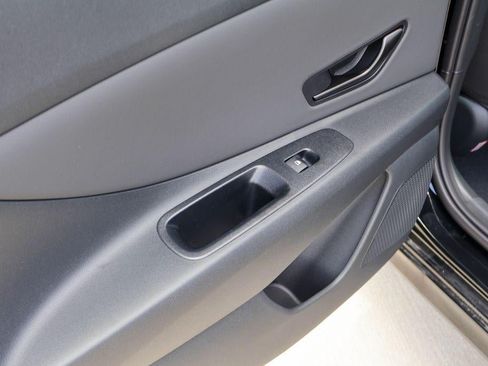 New 2026 Hyundai Elantra SEL Sport FWD image 21