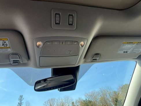 Used 2019 Nissan Murano Platinum image 18