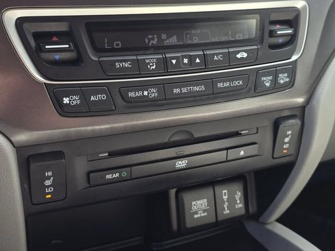 Used 2017 Honda Pilot EX-L image 38