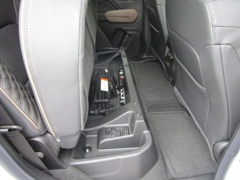 New 2026 GMC Canyon Denali AWD/4WD image 20