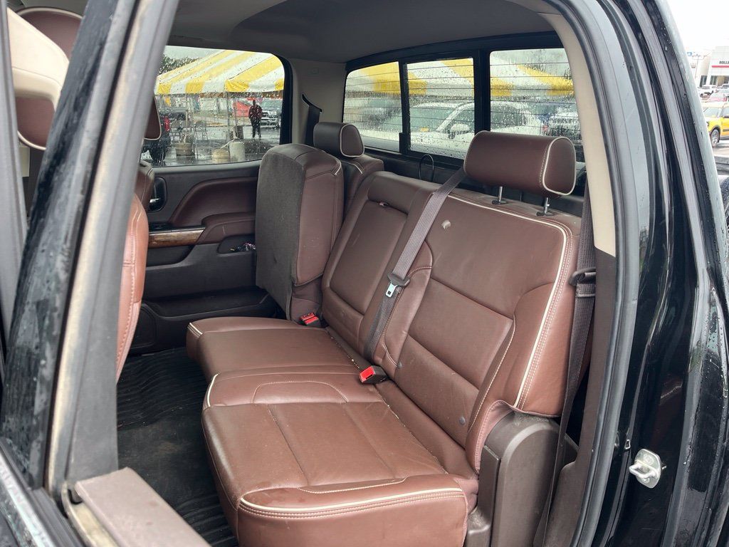 Used 2017 Chevrolet Silverado 1500 High Country AWD/4WD image 23