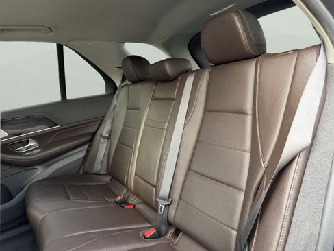 Used 2020 Mercedes-Benz GLE 350 4MATIC w/ AMG Line Exterior image 38