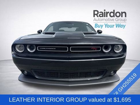 Used 2016 Dodge Challenger R/T Scat Pack w/ Leather Interior Group RWD image 2