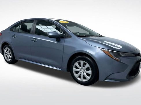 Certified 2022 Toyota Corolla LE image 17