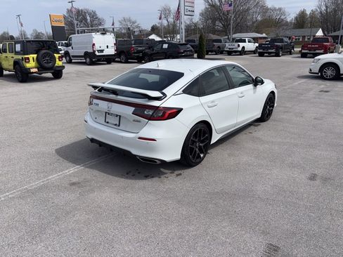 Used 2023 Honda Civic Sport Touring image 5