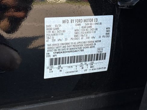 Used 2024 Ford Explorer XLT w/ Class IV Trailer Tow Package AWD/4WD image 23