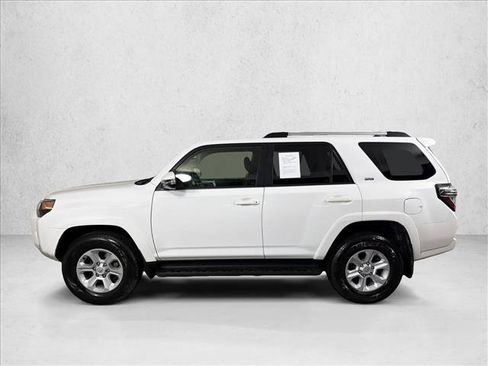 Used 2024 Toyota 4Runner SR5 Premium AWD/4WD image 7