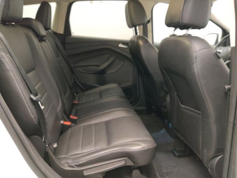 Used 2016 Ford Escape Titanium image 19