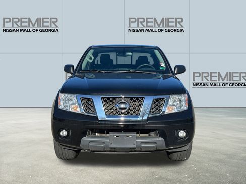 Certified 2021 Nissan Frontier SV image 2