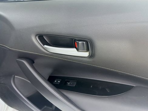 Used 2021 Toyota Corolla SE image 31