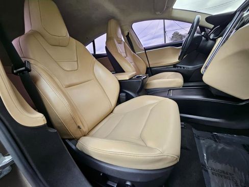 Used 2016 Tesla Model S 90D image 57