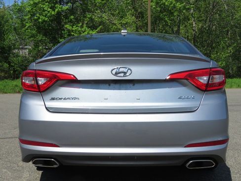 Used 2017 Hyundai Sonata Sport w/ Value Edition Package 02 FWD image 6