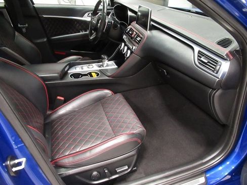 Used 2020 Genesis G70 3.3T w/ Sport Package AWD/4WD image 7