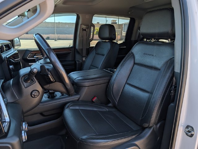 Used 2023 GMC Sierra 1500 Denali w/ Technology Package AWD/4WD image 23