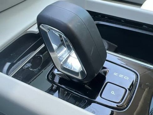 Used 2023 Volvo S60 B5 Core w/ Climate Package FWD image 15
