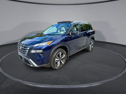 Used 2024 Nissan Rogue SL w/ SL Premium Package