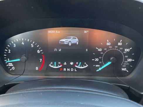 Used 2020 Ford Escape SE image 7