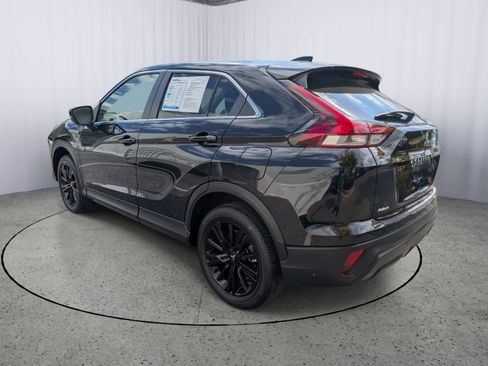 Used 2024 Mitsubishi Eclipse Cross LE AWD/4WD image 4