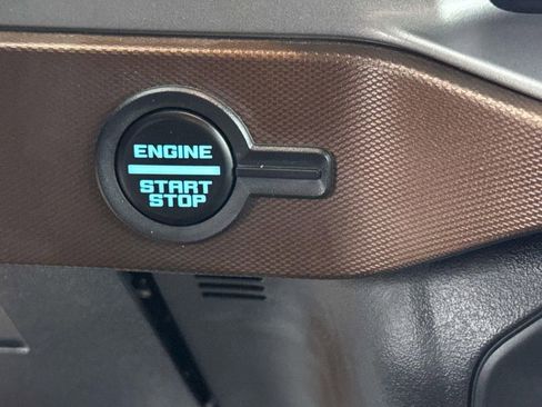 Used 2023 Ford Bronco Outer Banks w/ Sasquatch Package image 24