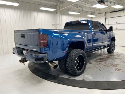 Used 2015 GMC Sierra 3500 Denali w/ Duramax Plus Package image 5